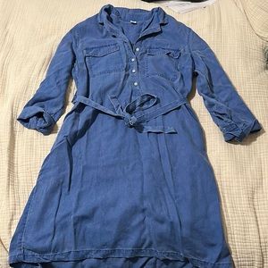 OLD NAVY DENIM TIE WAIST DRESS